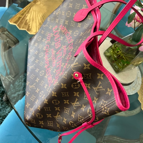 Louis Vuitton Ikat rose, GM - Picture 5 of 16